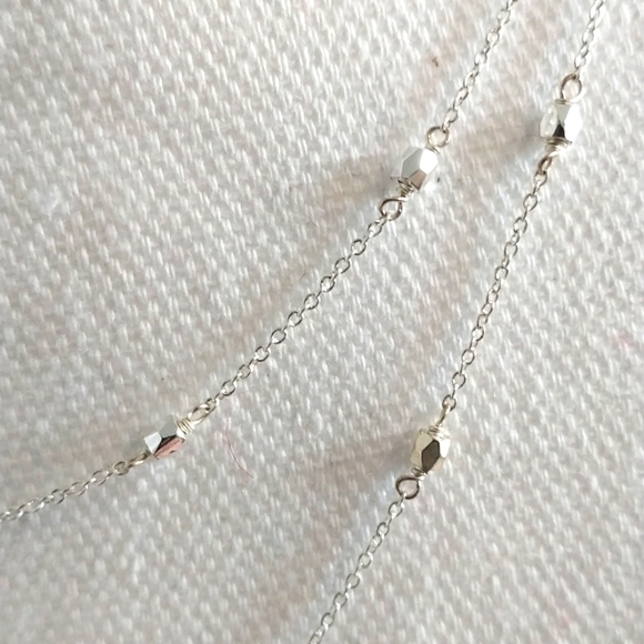 Gorjana beautiful silver long necklace NWT - Picture 2 of 4